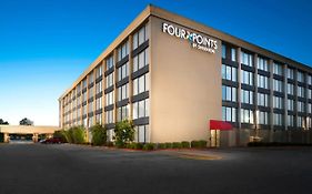 Four Points by Sheraton Kansas City Airport